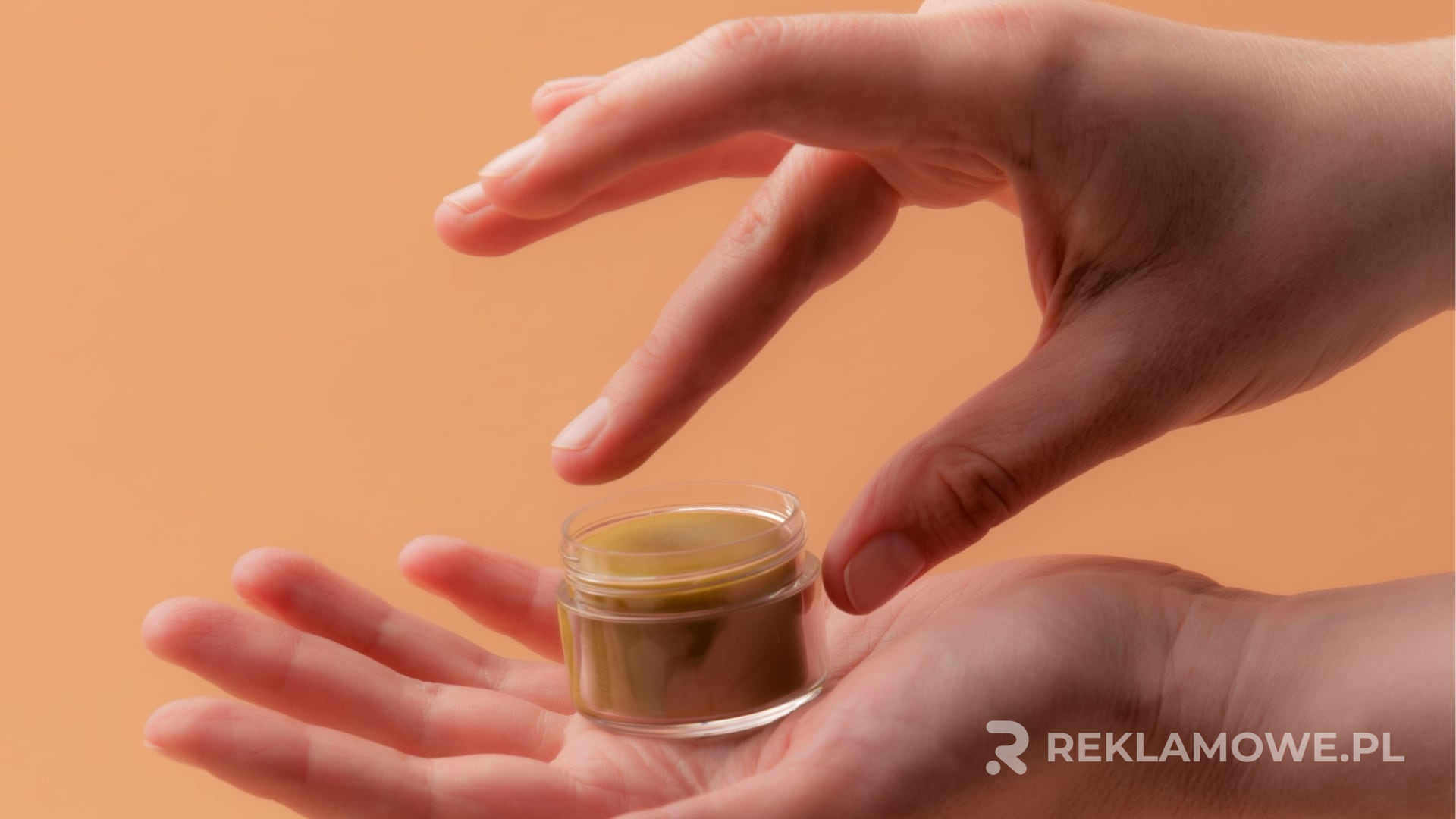 Balsam reklamowy używany w kampanii marketingowej