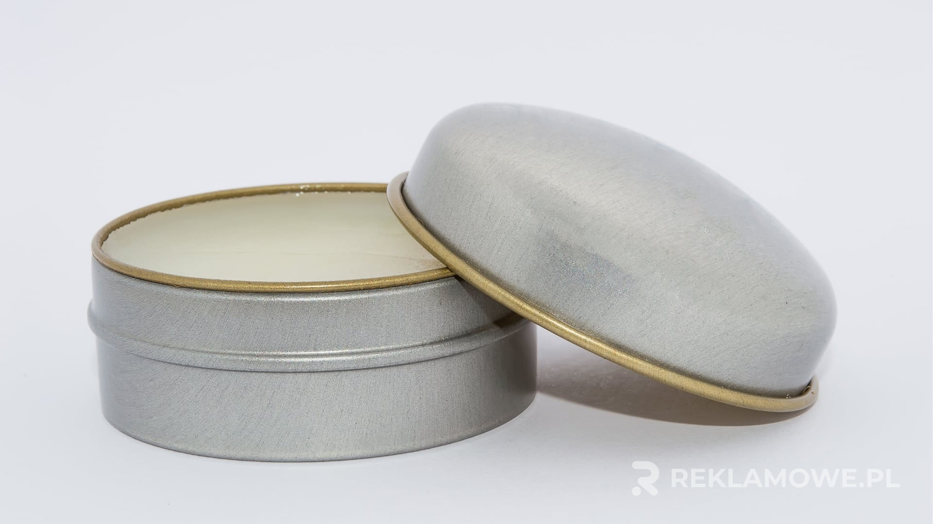 Analiza zwrotu z inwestycji w kampanię reklamową z balsamami