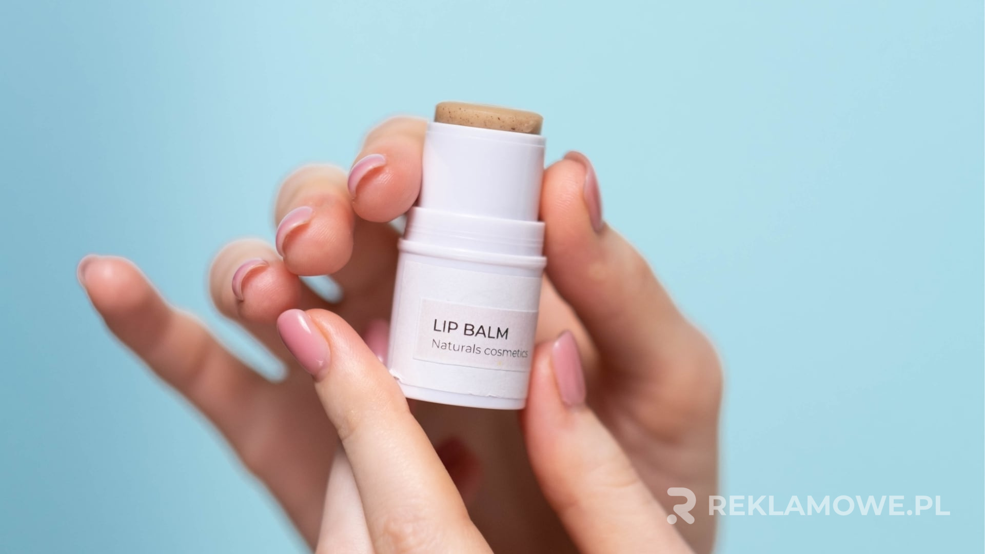 Różne balsamy reklamowe używane w branżach